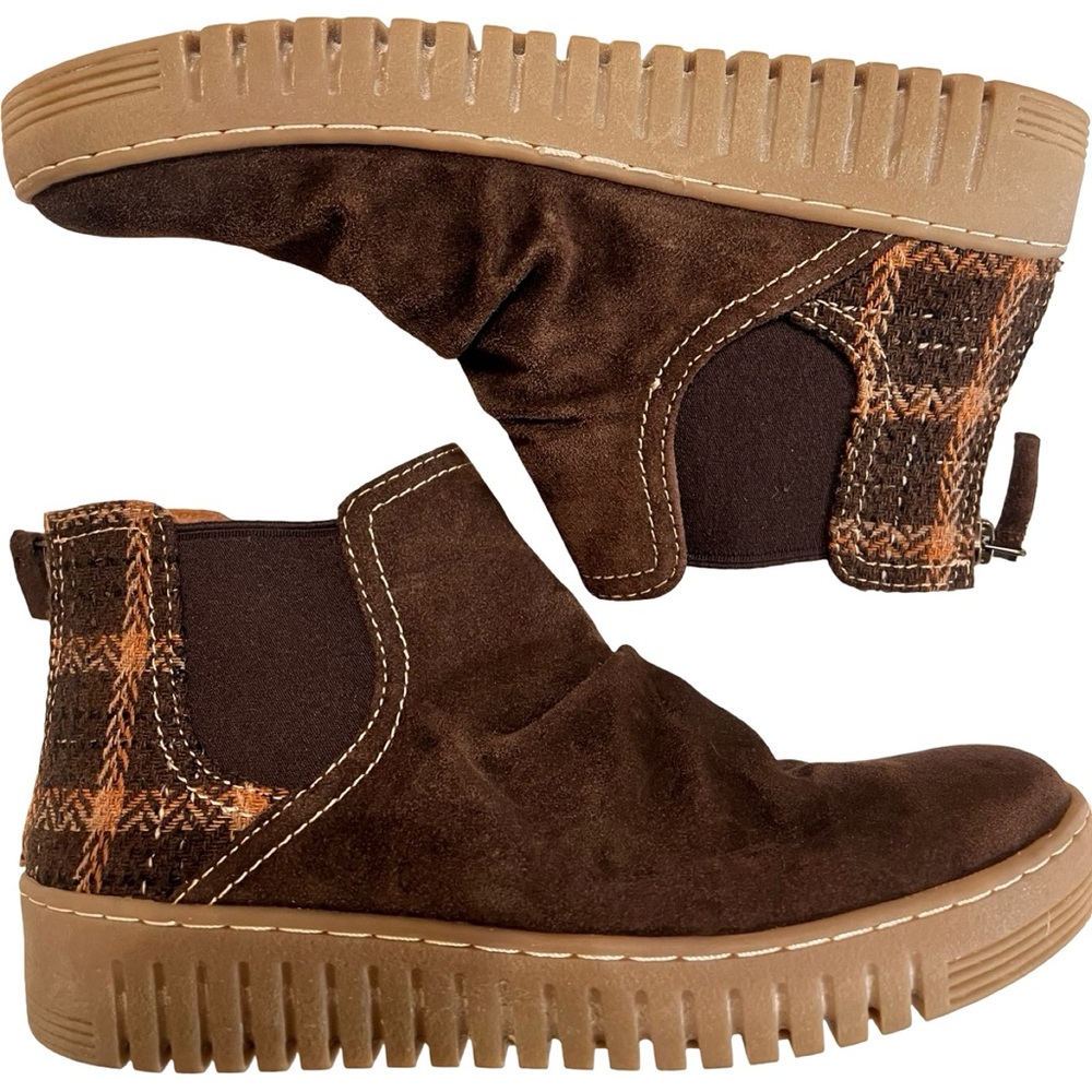 NWOB $139 Comfortiva Align Hollis Sneaker Bootie – Brown Plaid Suede - Picture 3 of 9